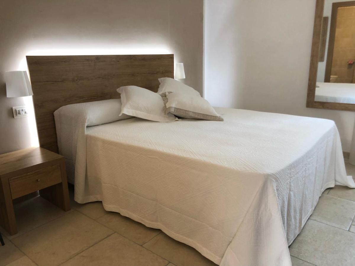 Hotel Punta San Francesco Vieste Bagian luar foto