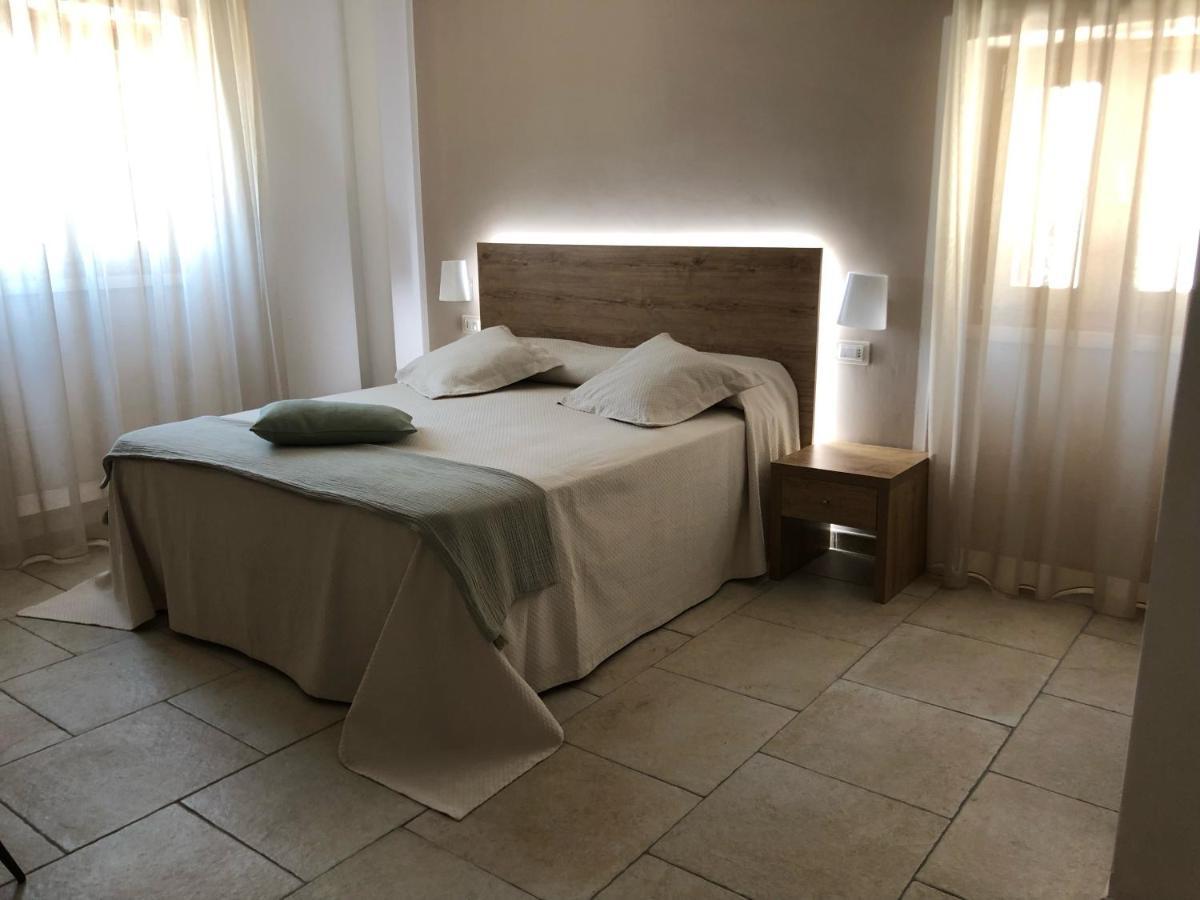 Hotel Punta San Francesco Vieste Bagian luar foto