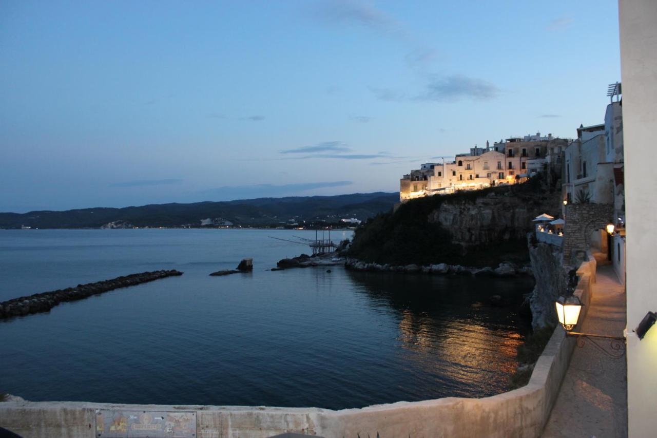 Hotel Punta San Francesco Vieste Bagian luar foto