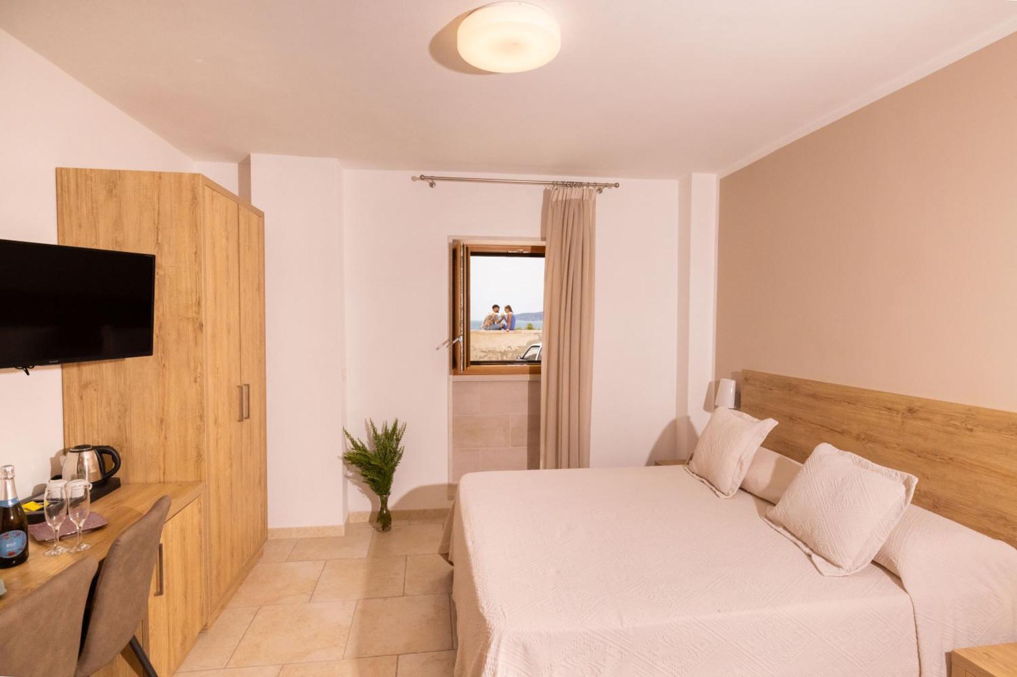 Hotel Punta San Francesco Vieste Bagian luar foto